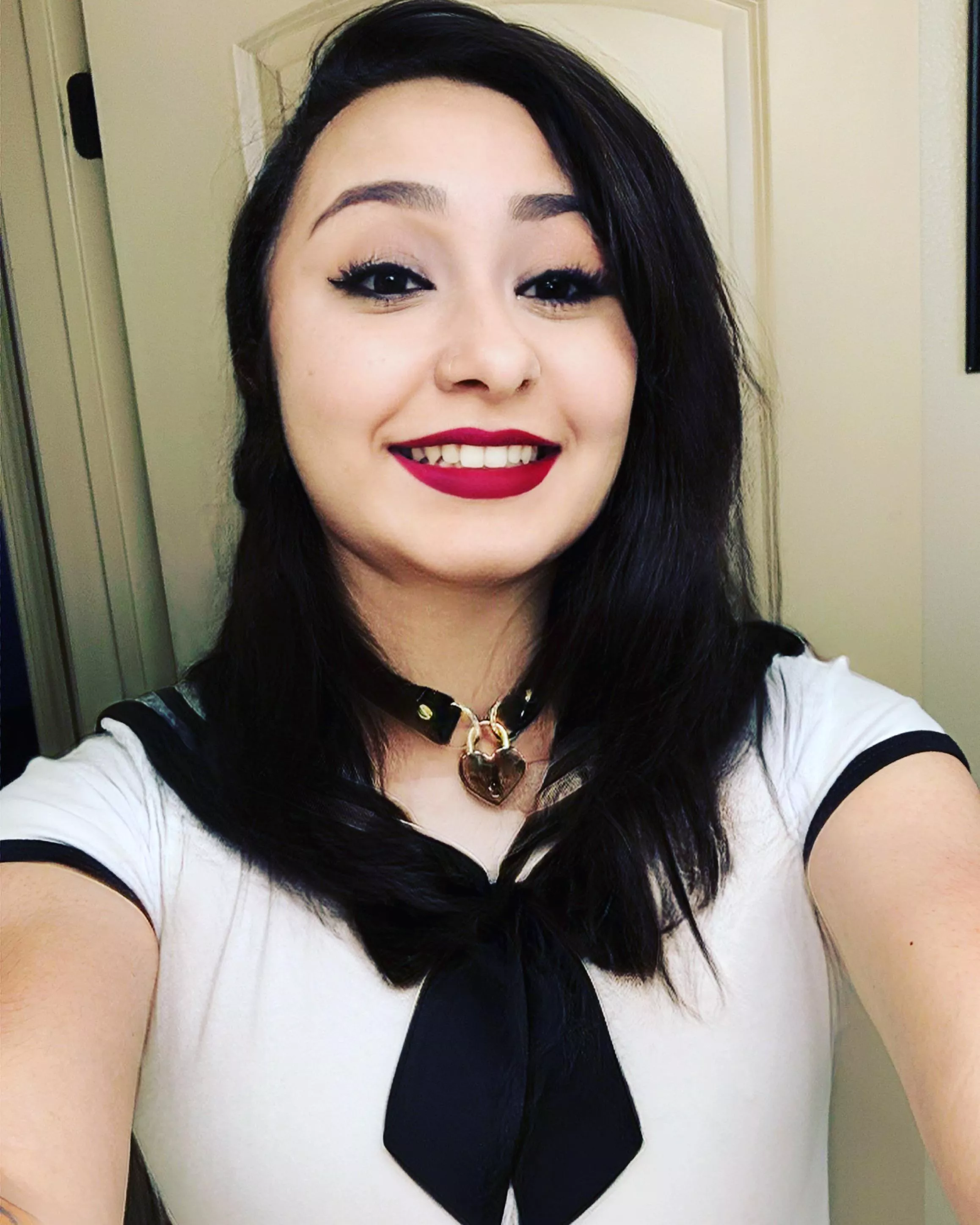 Can you tell I’m overly excited to be collared? 🤗 posted by Apprehensive_Pin2289