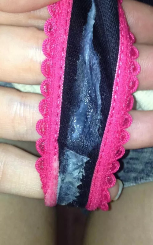 Can you tell it’s been a long day ?😛🤤 by sparkle_69