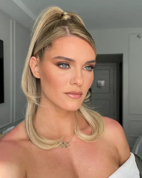 Canadian pole vaulter Alysha Newman by Admirateur1