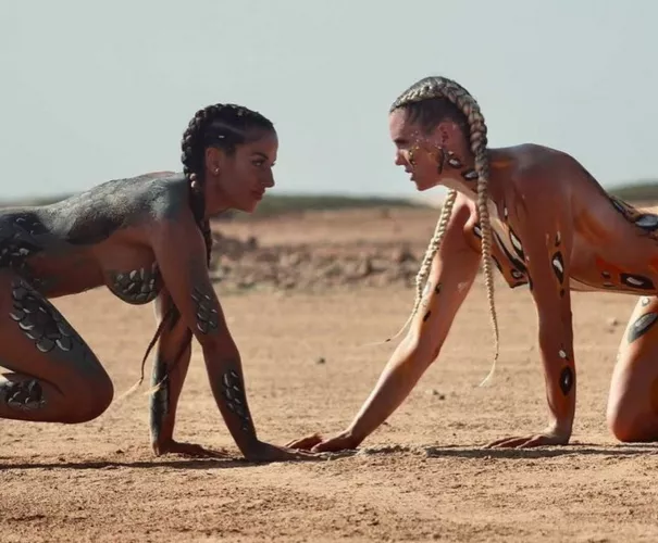 Canadian pole vaulter Alysha Newman (on the right) by Admirateur1