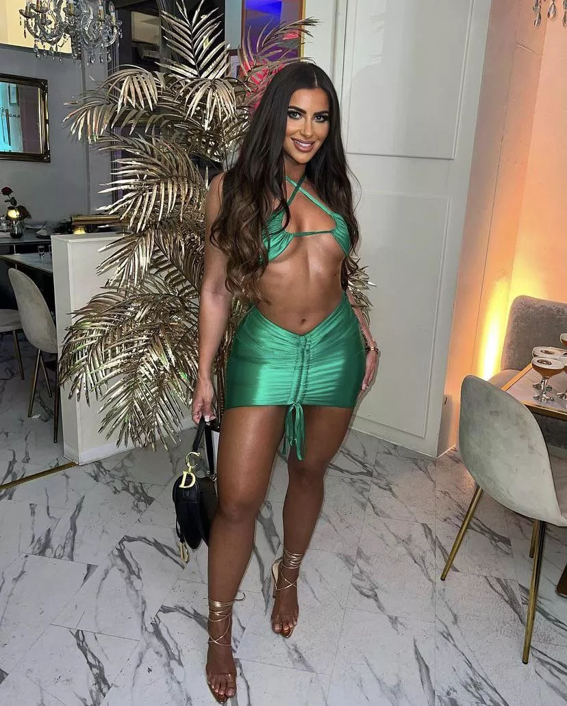 Can’t beat a naughty brunette posted by HopefulConference765