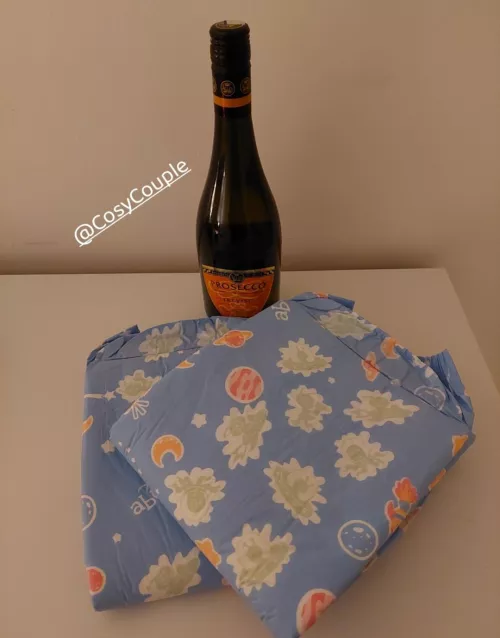 Can't beat a quiet night in 😍 by CosyCouple