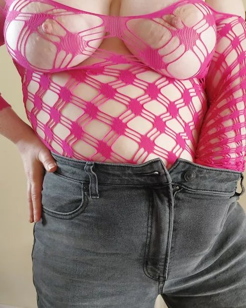 can't help it by PlumpSwitch