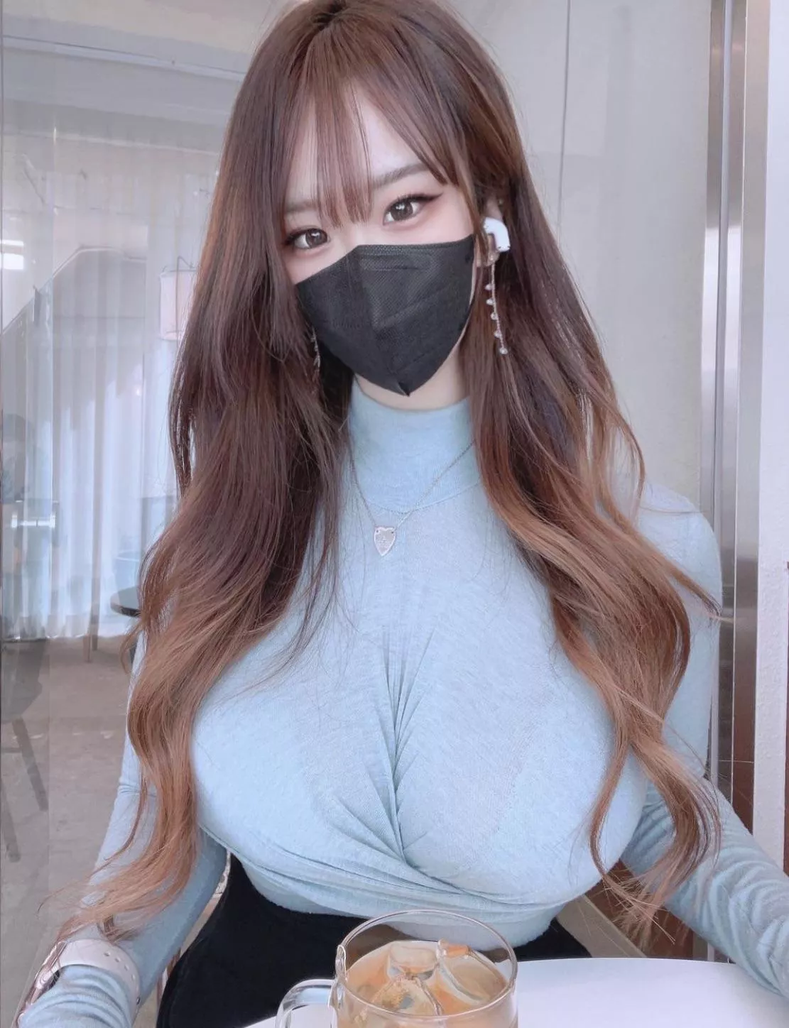 can’t hide them posted by Bulky_Fly_3502