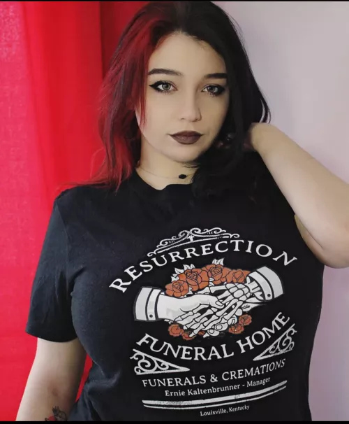 Can't hide what's stretching the text by Charming-Track1747