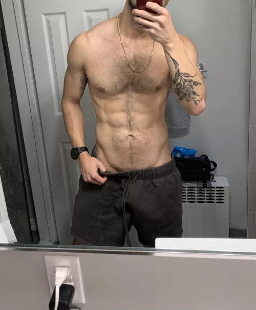 Can’t really wear these sweatshorts out in public by AcidicFitDick