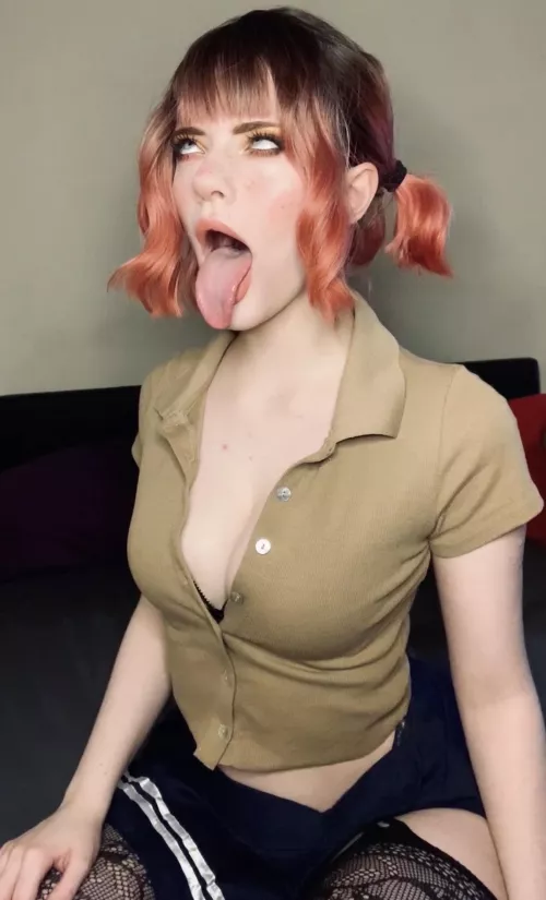 Can’t think straight when you fuck me 😳❤️ by Snowcrazyfrenzy