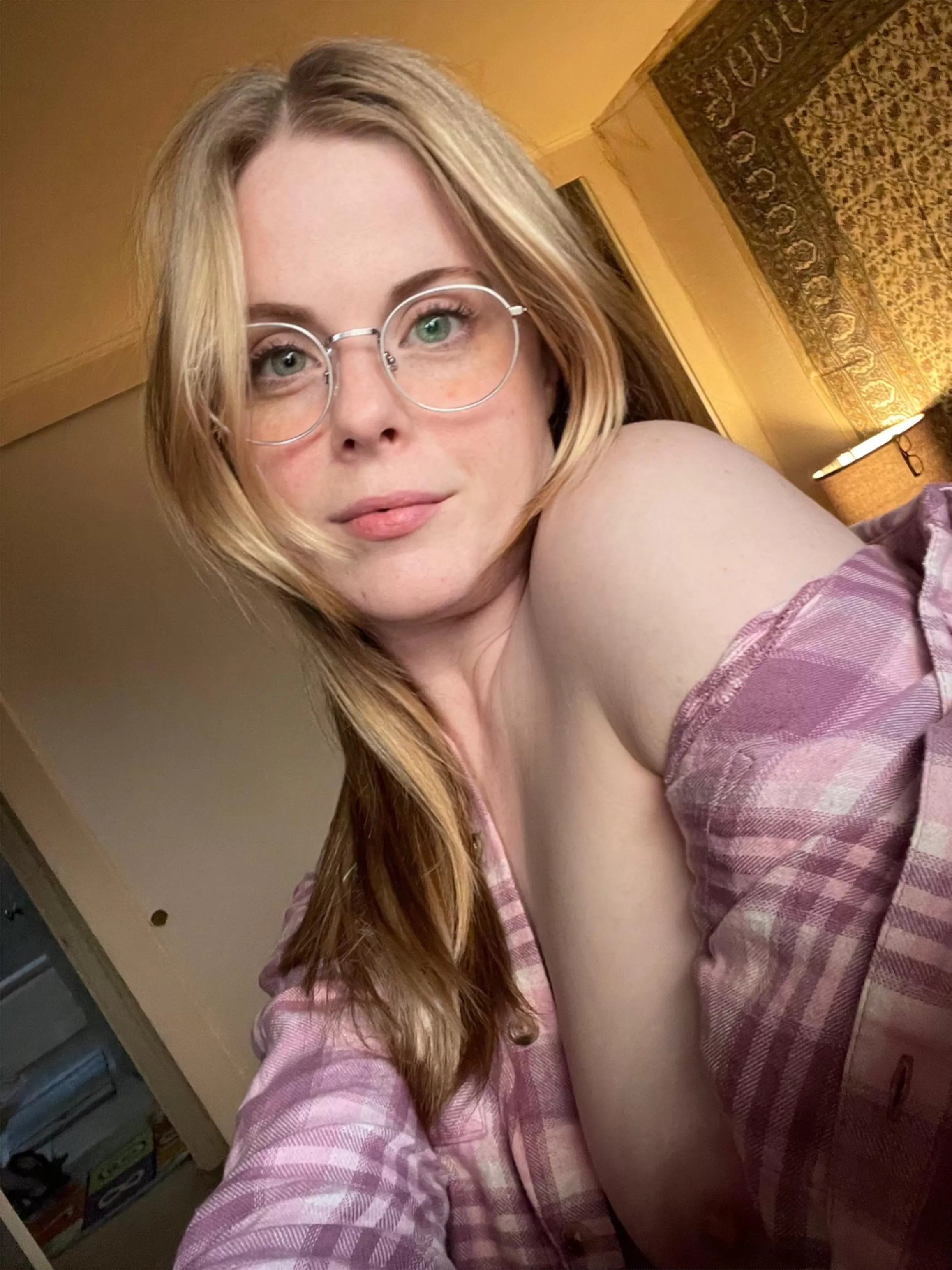 Can’t wait for my next level summer sun freckles posted by Foxyfawnn