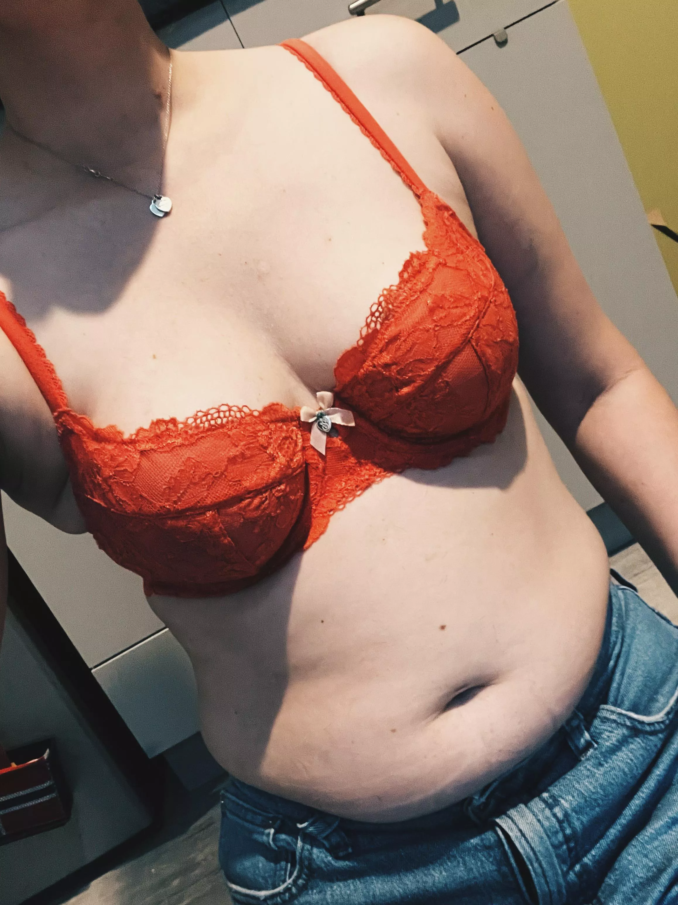 can’t wait to see how much i’ve gained this week. last nights stuffing was *chefs kiss* posted by curious-clever