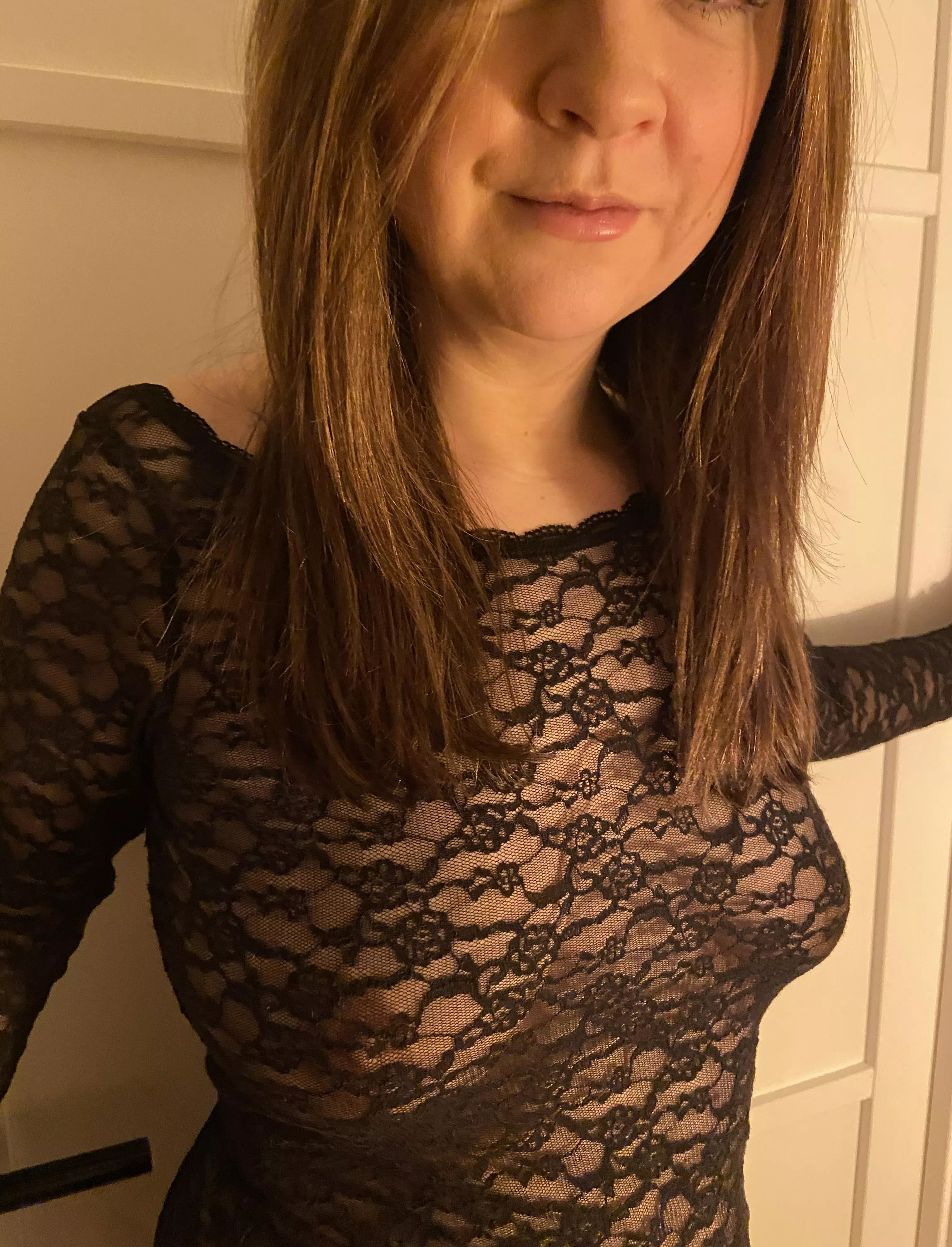 Cardiff UK Hotwife, loves cock posted by SoInTheLifestyle
