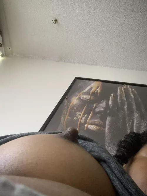 care for a close up? by starrszn