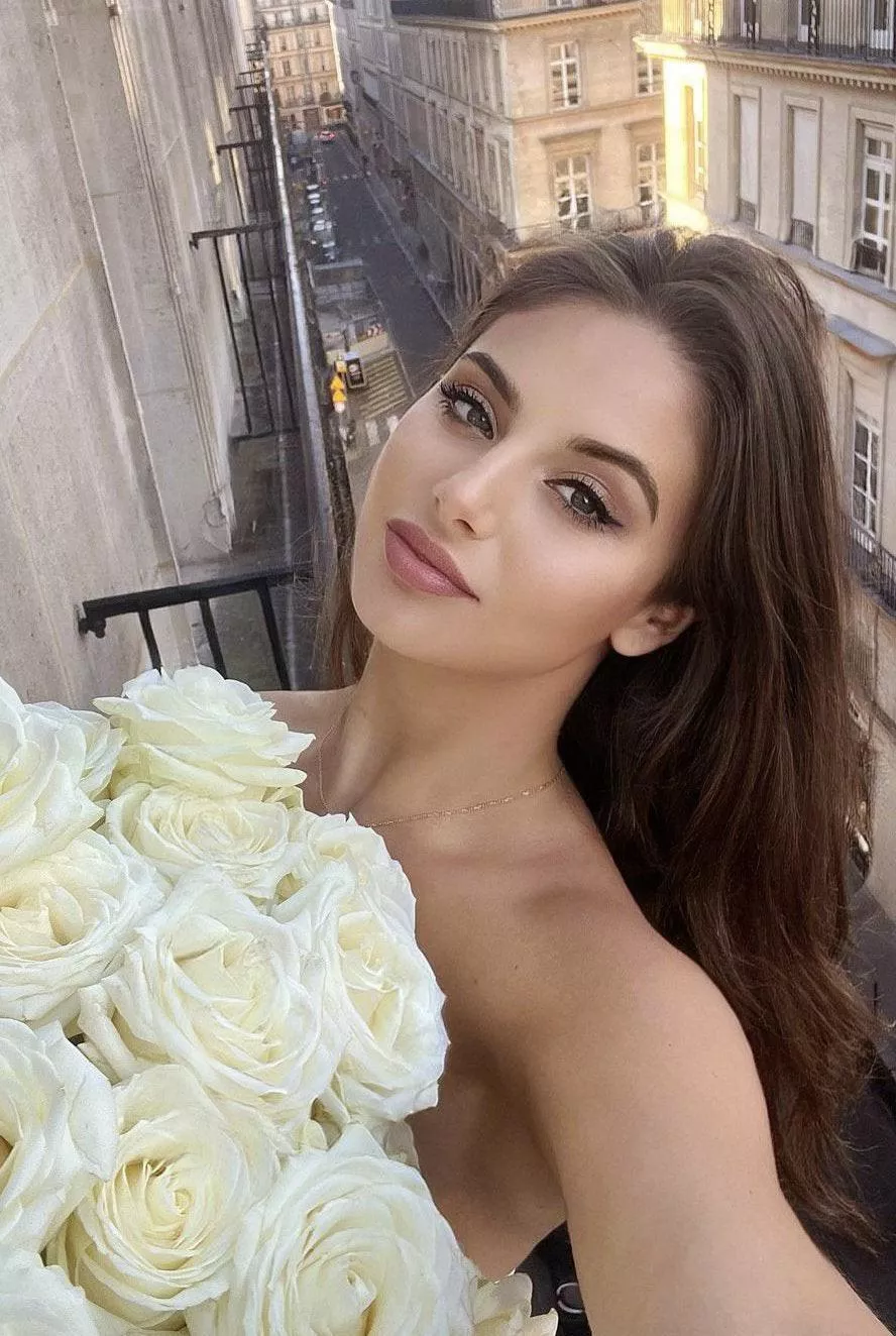 Carina Zavline posted by cashmere1977-2