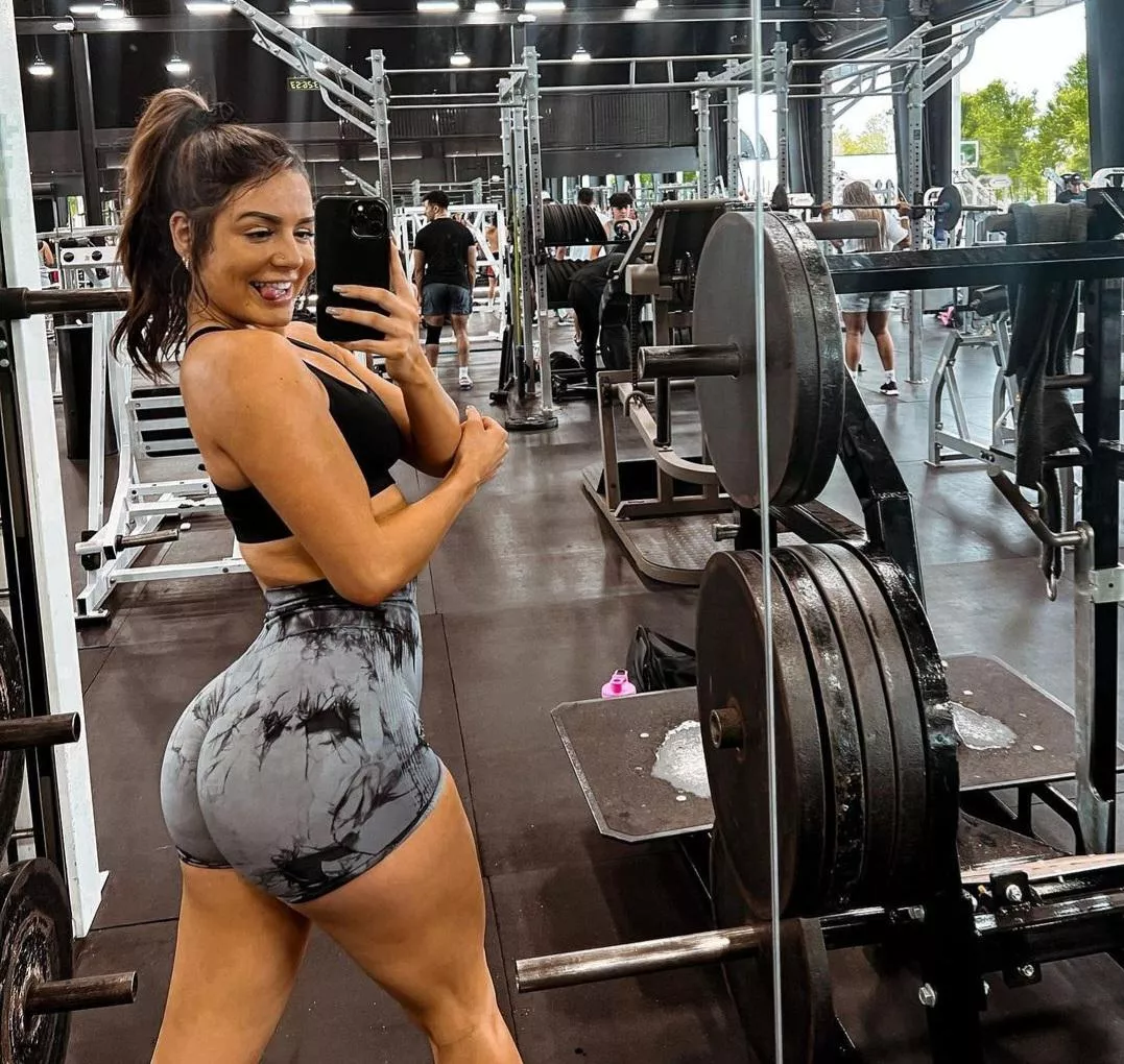 CARLY posted by bossforaday