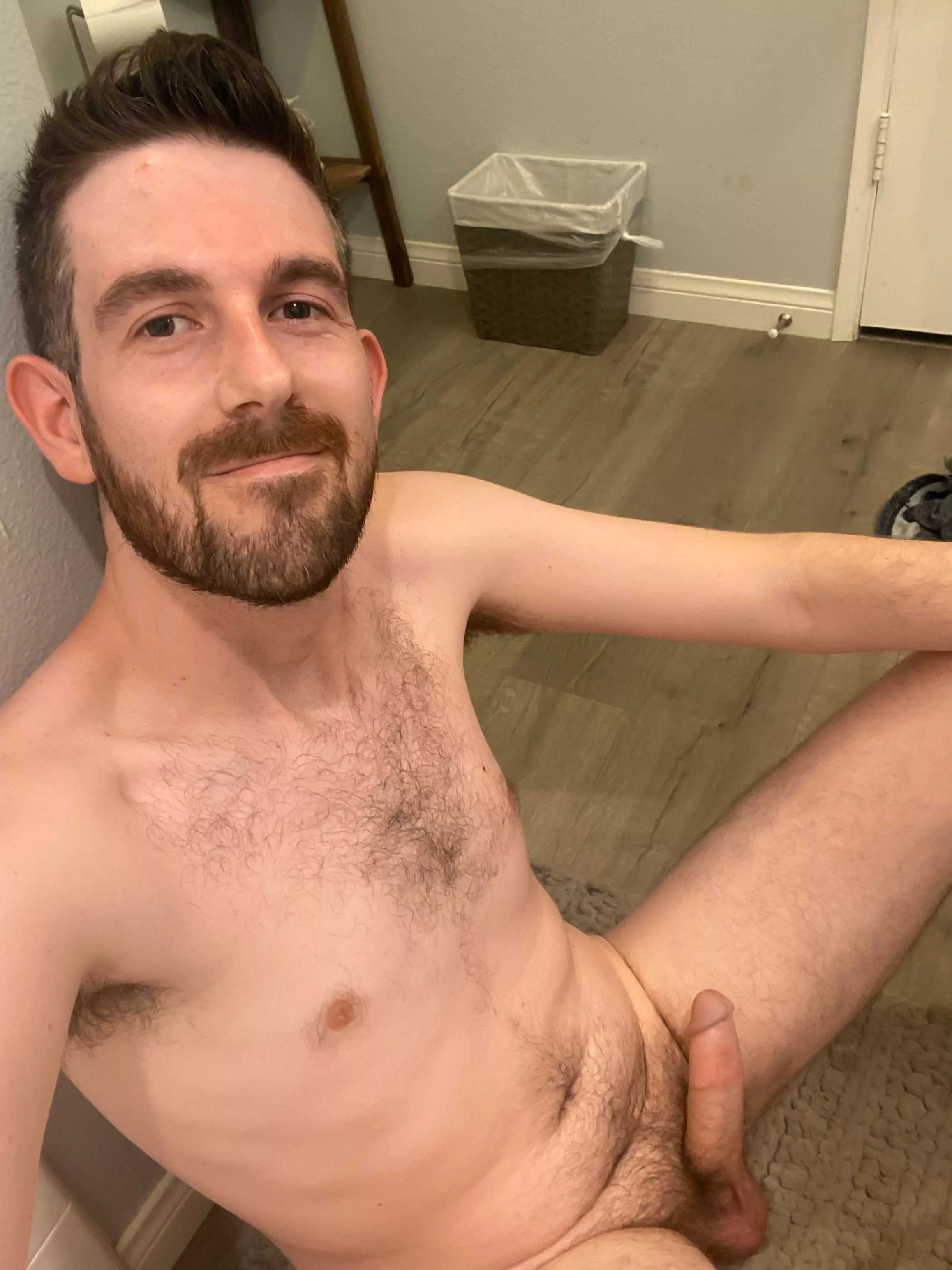 Casual nudity 😊 posted by xxxjunegloomxxx