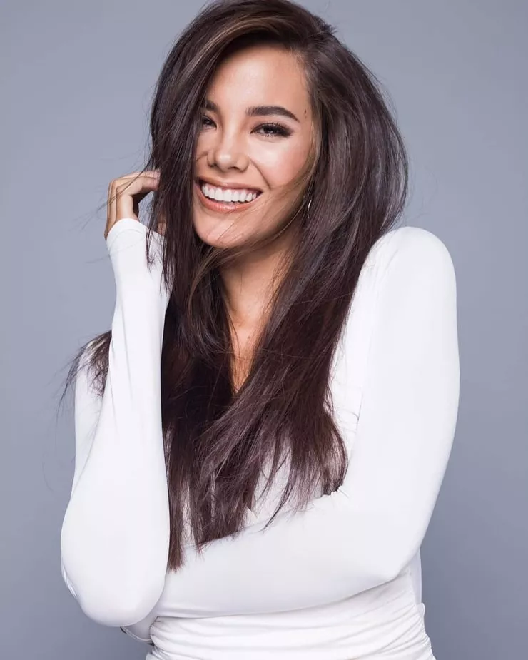 Catriona Gray posted by ifindcosplay