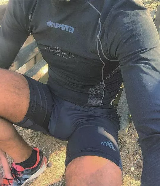 caught a few lingering glances on the run this morning posted by OmigoshOmi