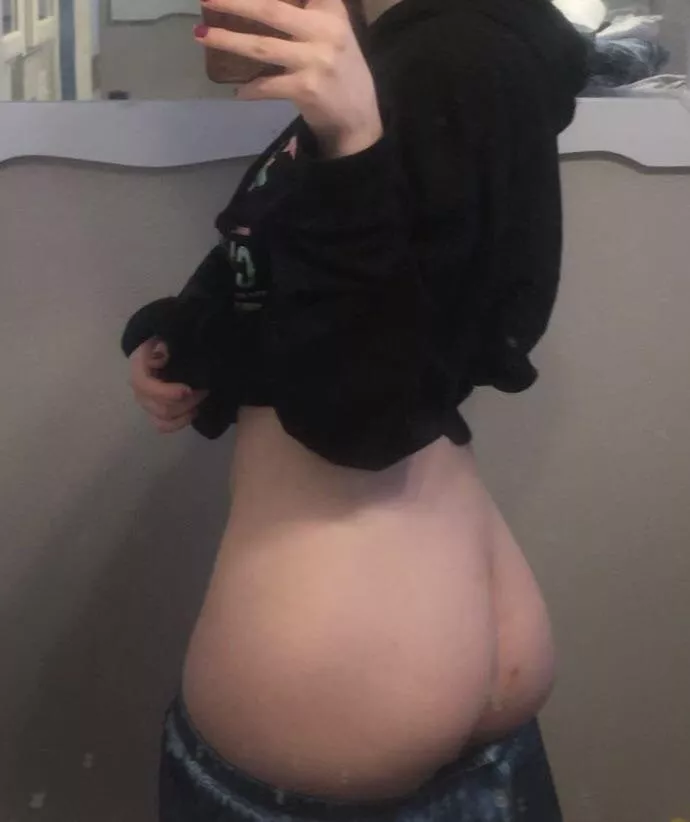 caught with my pants down :o posted by sapphire_m00n