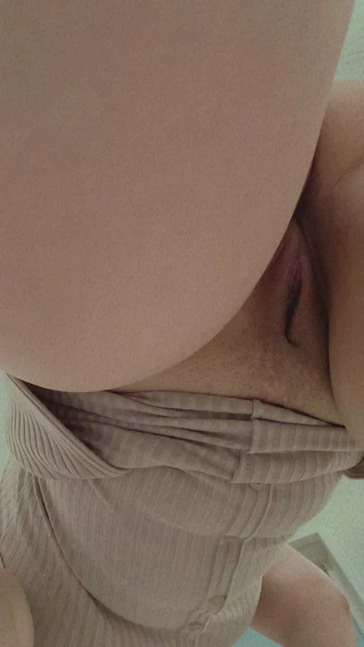 Central American Pussy 🤭😈 posted by Less-Goat-3832