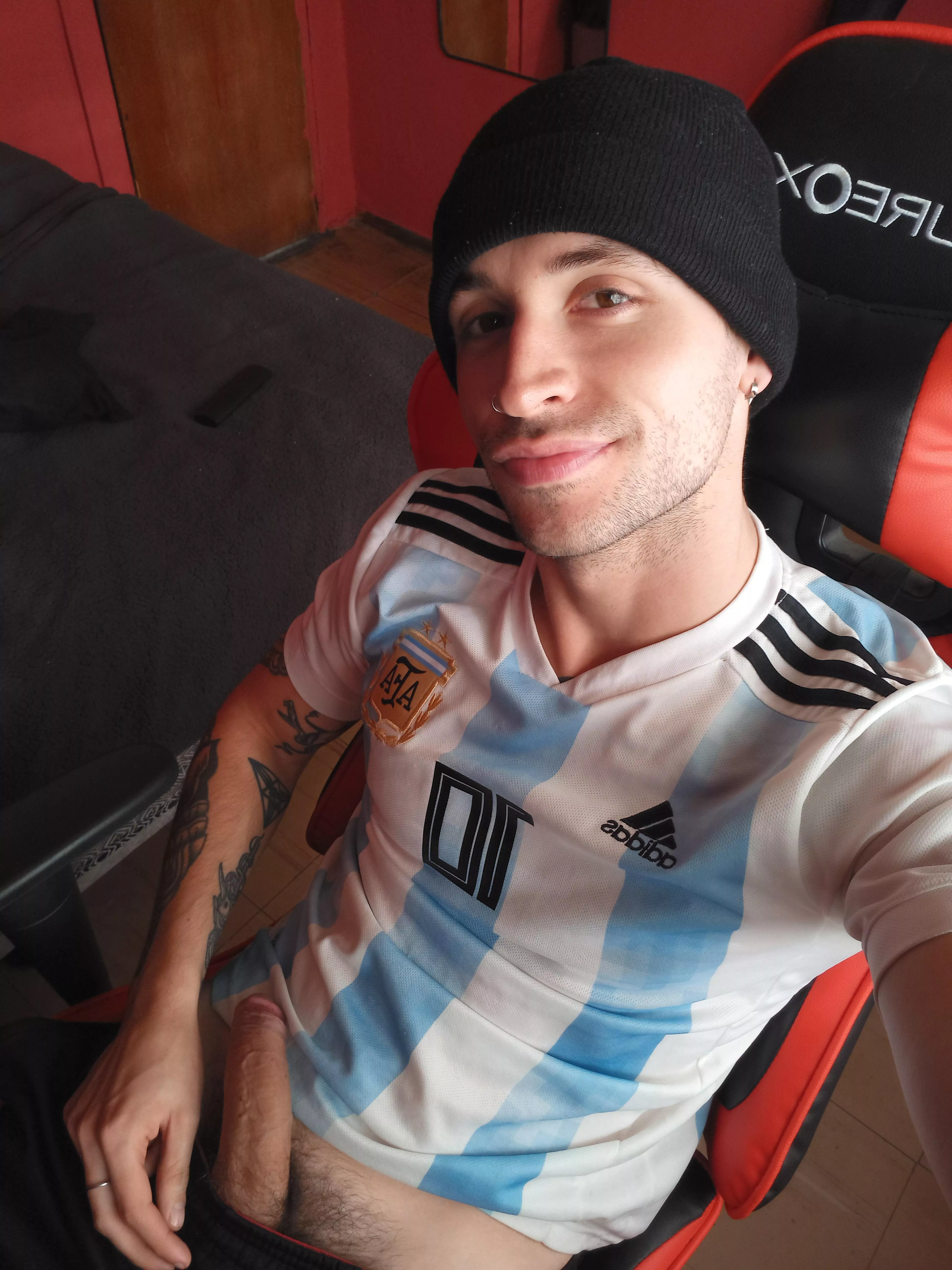 Champions 🏆🇦🇷🍌ALL MY CONTENT 55% OFF 🚨 $3 SALE ❗❗❗ posted by sativasouls