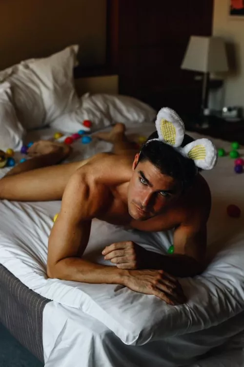 Charlie Matthews via Twitter by Malejandro2186