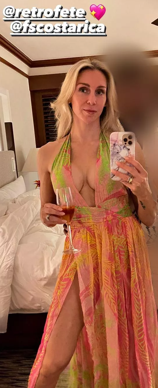 Charlotte Flair 👑😍 posted by chadwilson1