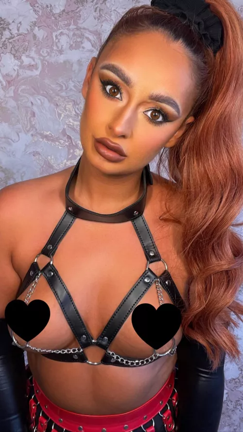 Check out all my links below 🖤 by withlovesapphire