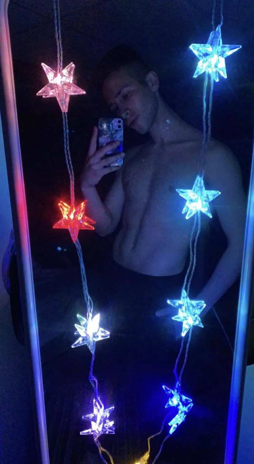 Check out my new fitness YouTube channel ! Means a lot 😋😋 - posted by Fittttbooyyy