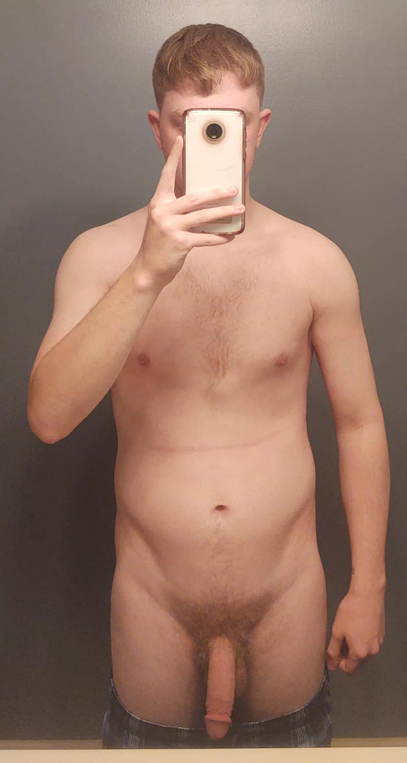 Check out the line on my stomach because I slouch lmao posted by moofmilker1999