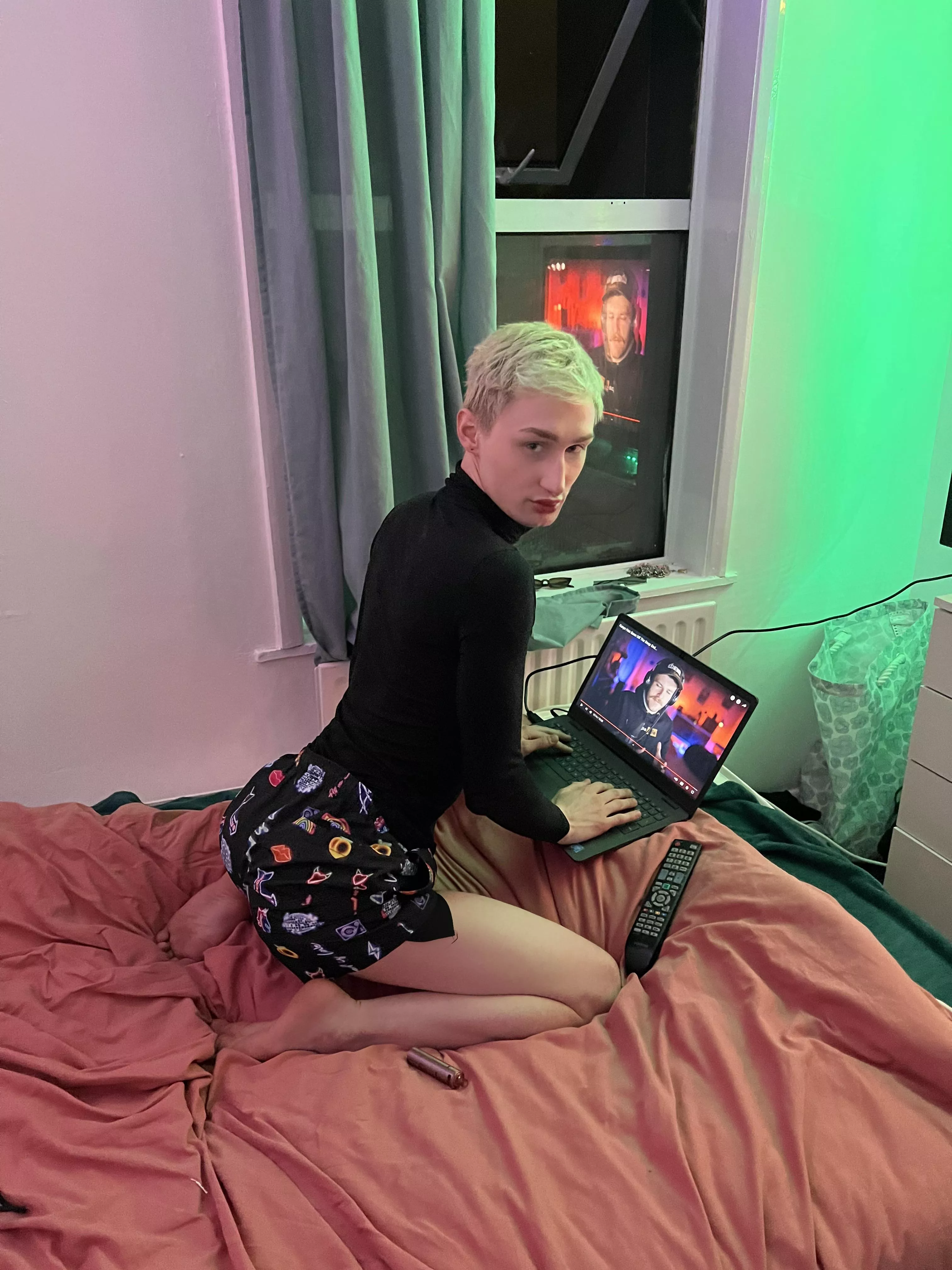 Checking my comments on reddit and 0F looking like that 😛😁 posted by TwinkyxxX