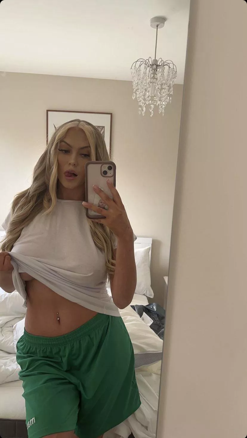 Cheeky posted by burgervan117