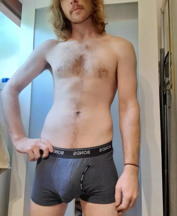 cheeky bulge😉 posted by Totalweapon69