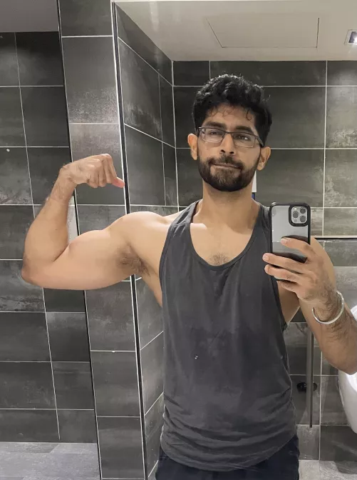 Cheeky locker room pic by oradagan