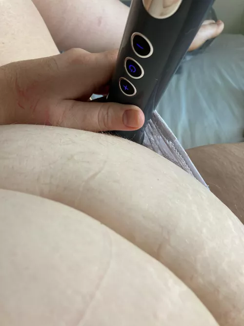 Cheeky mummy time 🥰 by FlyNo1835