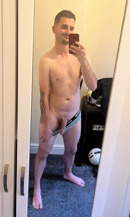 Cheeky selfie🍆 by AntLee8986