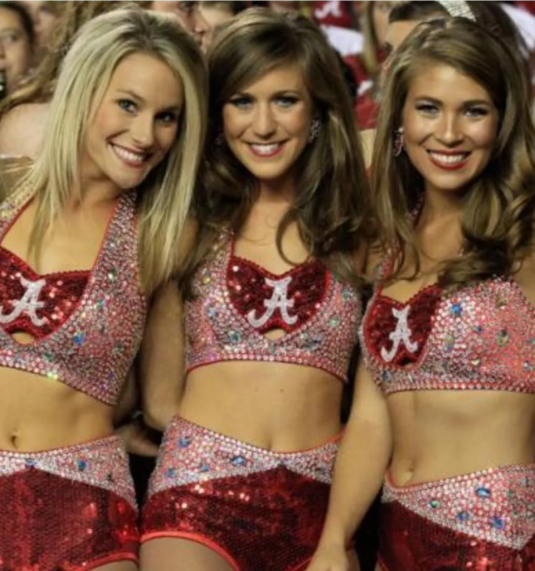 Cheer Squad posted by bubbleheadedboobie