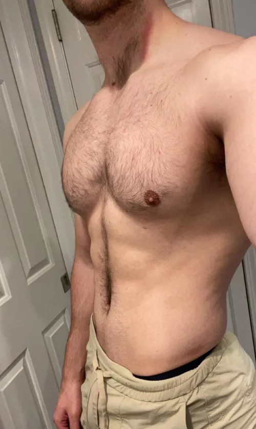 Chest day by Friendly-Ad-3629