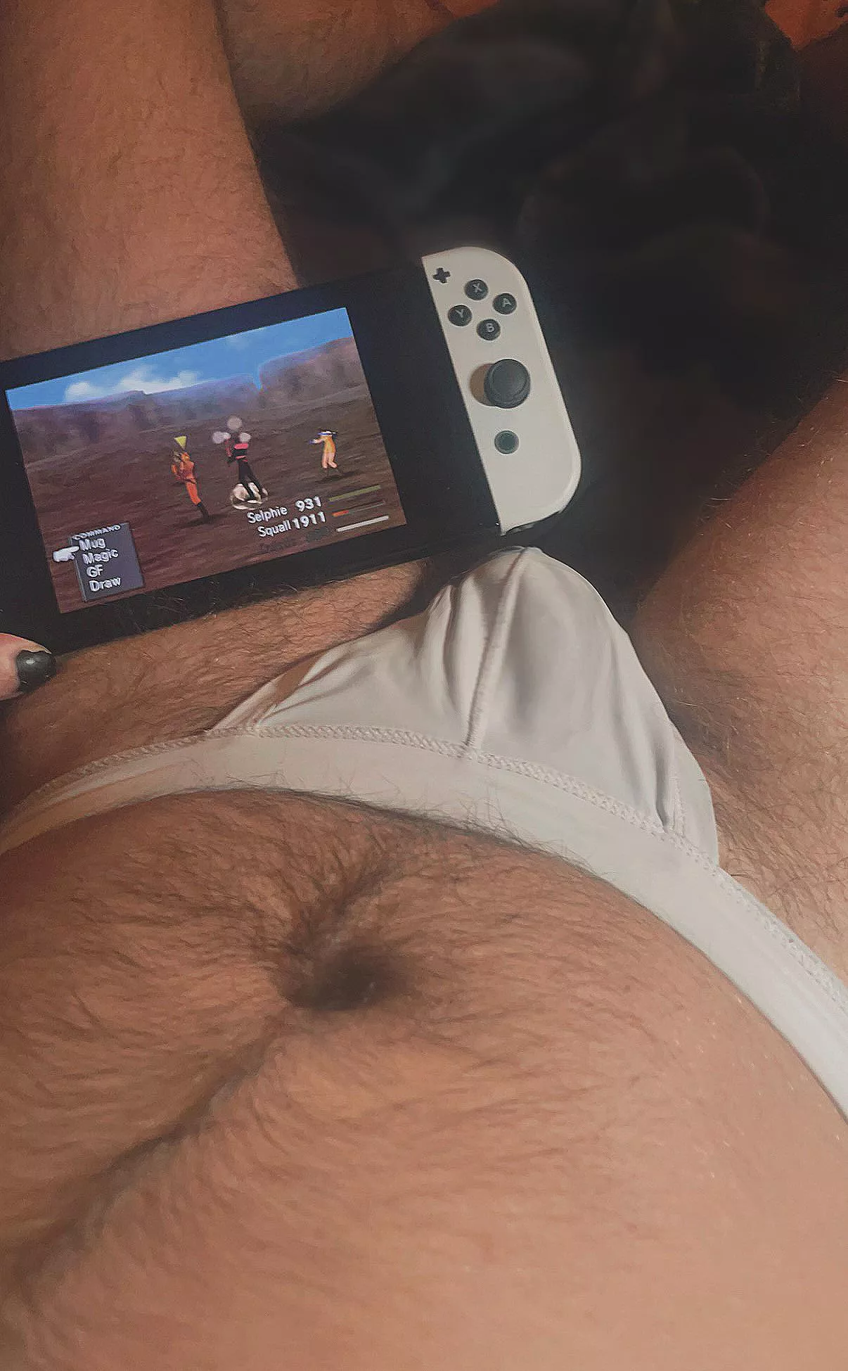 chillin posted by ifuseekamy2