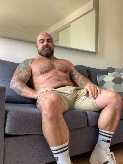 Chilling by rainbowphase