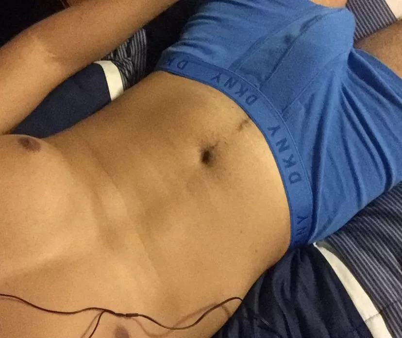 Chilling posted by Medbro-x