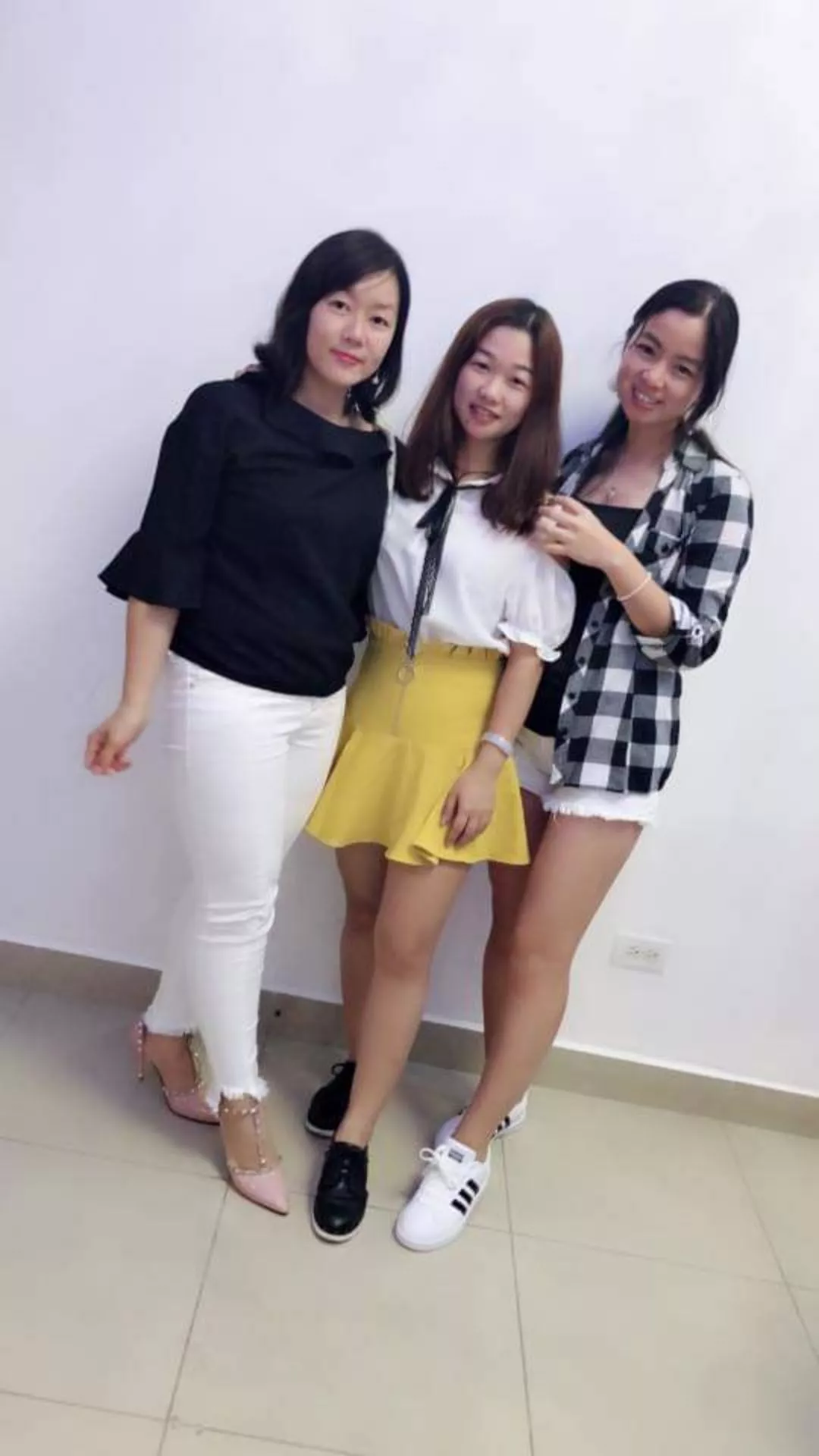 Chinese Girls posted by Melchiazedeck