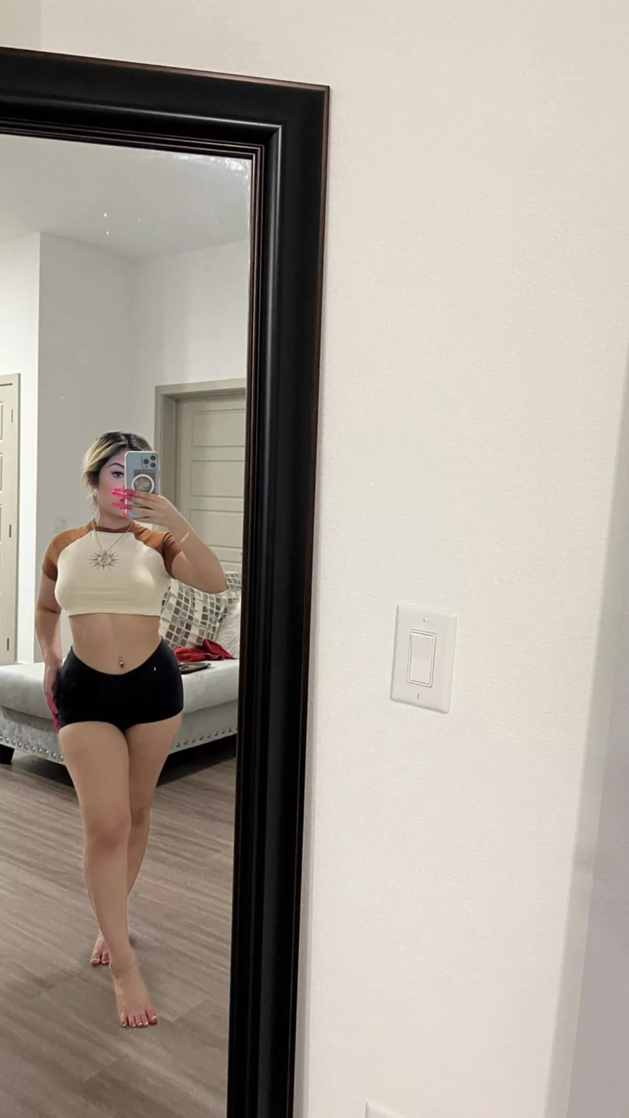 Chiquita pero picosa posted by Bad_lexxis