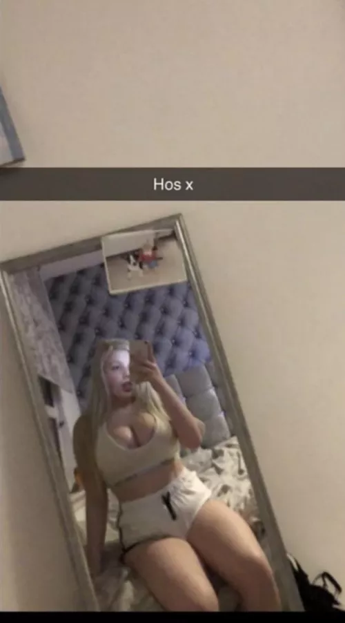 Chloe 🏴󠁧󠁢󠁳󠁣󠁴󠁿 by LumpyDragonfruit6104