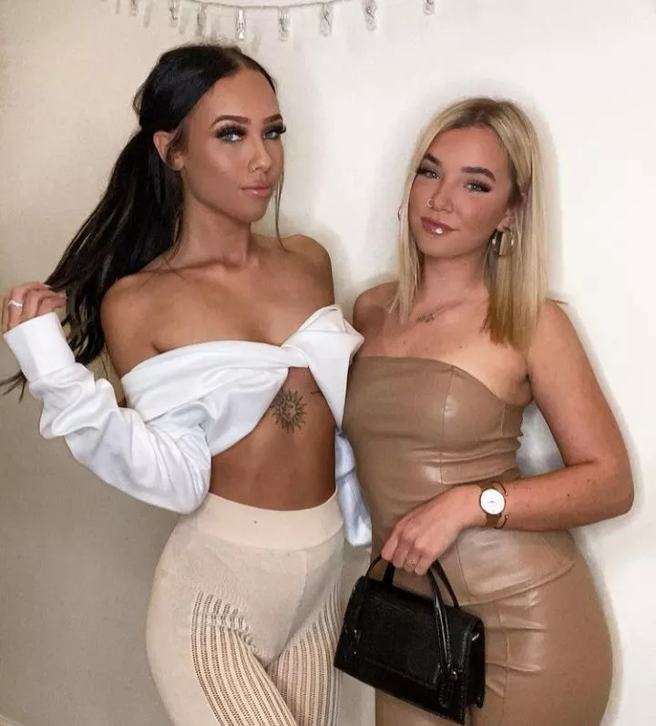 Chloe & Lydia posted by corruptusextremis