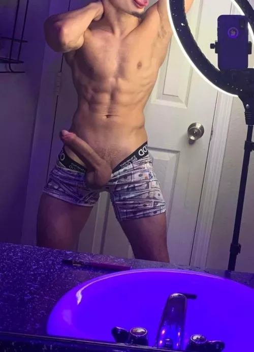 Choke on my 9” monster cock rn fkn pig 😈🐷🤑 by H0wdy0dy