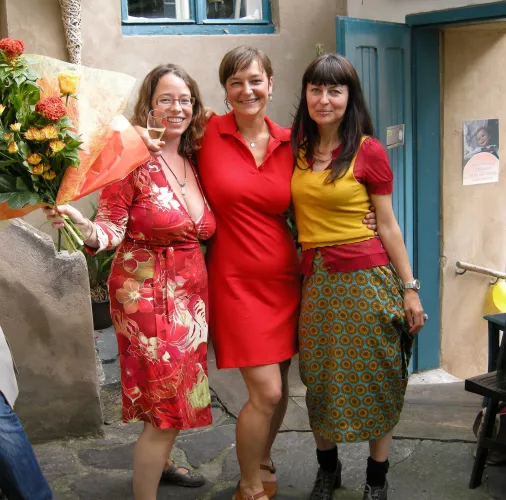 Choose your mom by CaptainCreepjob