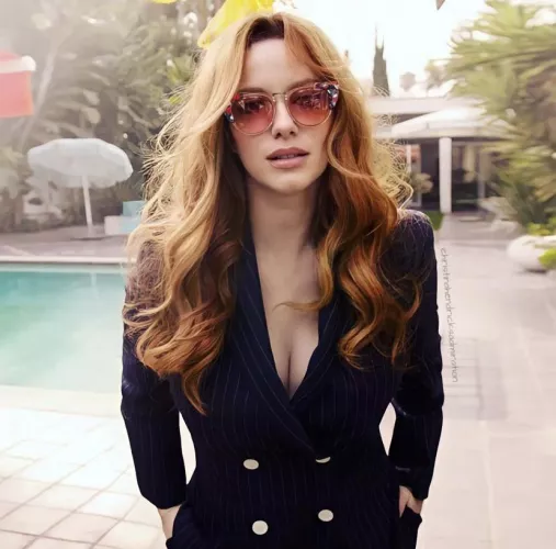 Christina Hendricks clevage by No-Ad-3969