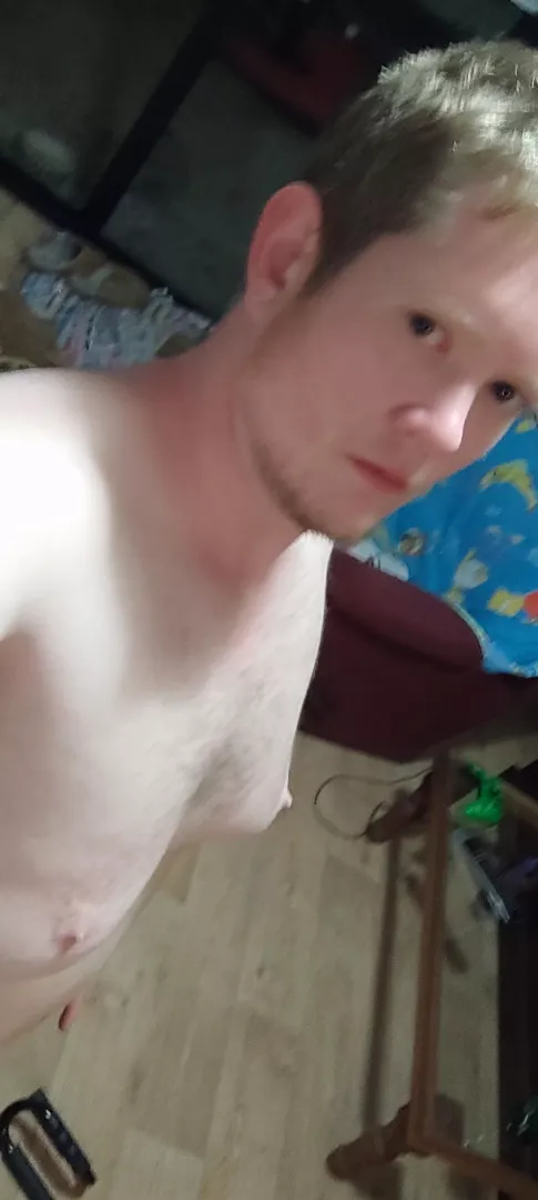 chubby guy happy to show more if you're interested posted by Smokefke
