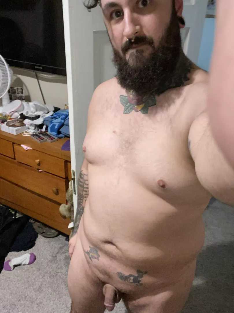 Chubby [M] selfie by Over_Bat_6712