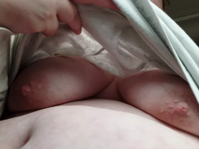 Chubby milf waiting in line to pick up our son from football. she's sneaky when other parents are around. by AmputatedThirdLeg