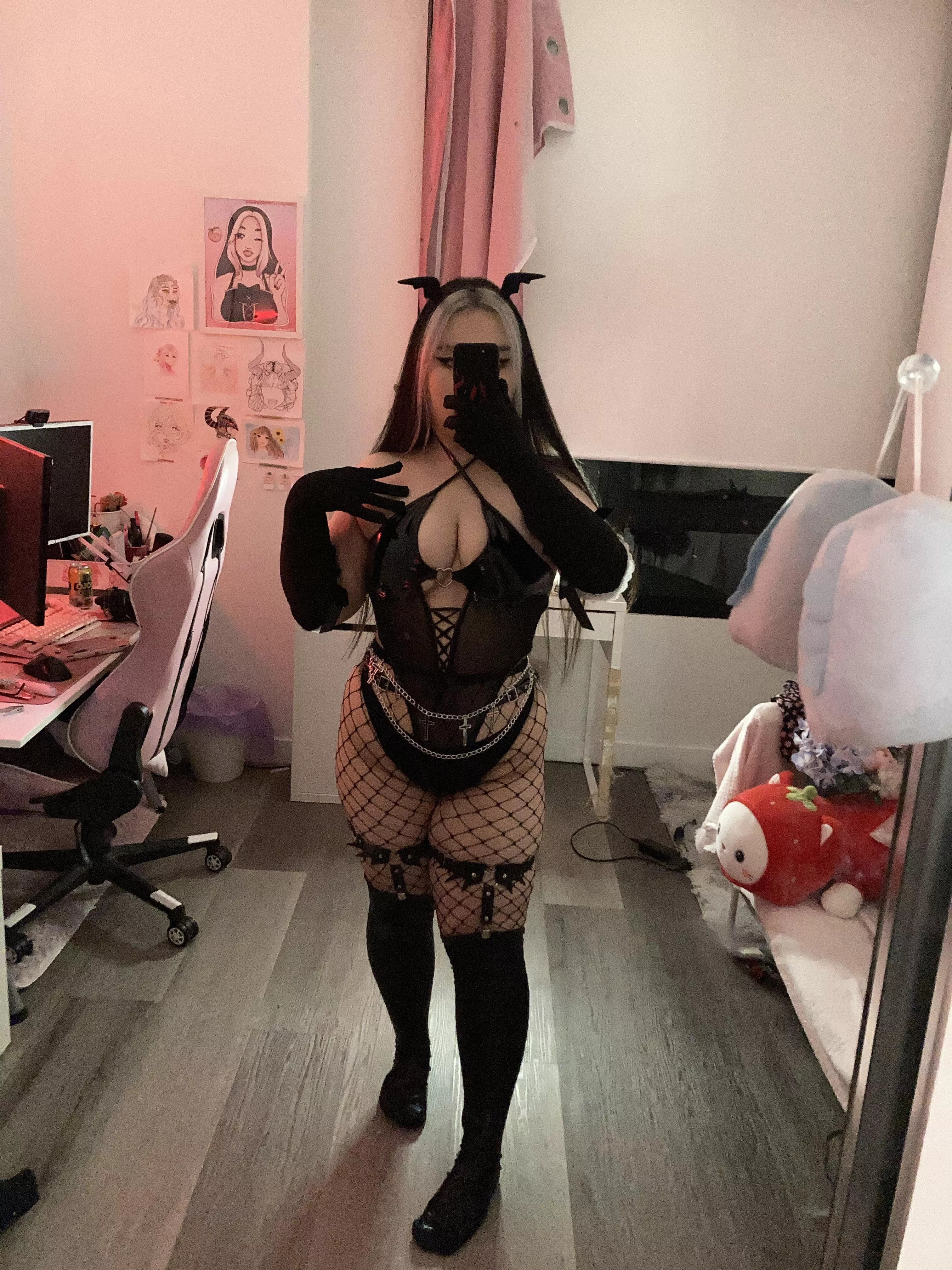 Chubby succubus gf ? posted by oohLuna